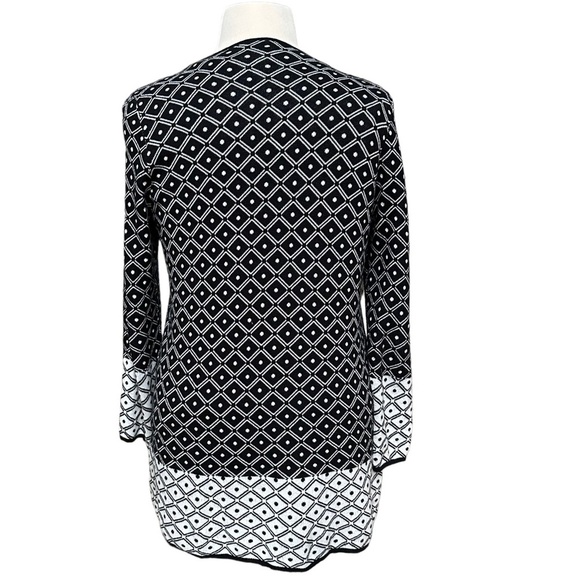 Easywear By Chico's Open Front Cardigan with Geometric Pattern in Black & White - Picture 3 of 11